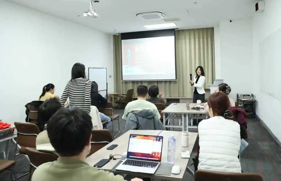 良辉演讲口才培训 | 3月月报