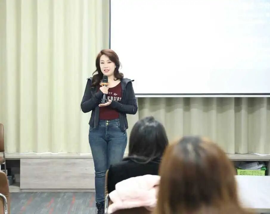 良辉演讲口才培训 | 3月月报