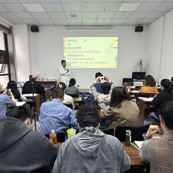 腾盛圆中医备考公开课圆满结束，张鹏飞老师倾囊相授，助力考生逐梦行医路！