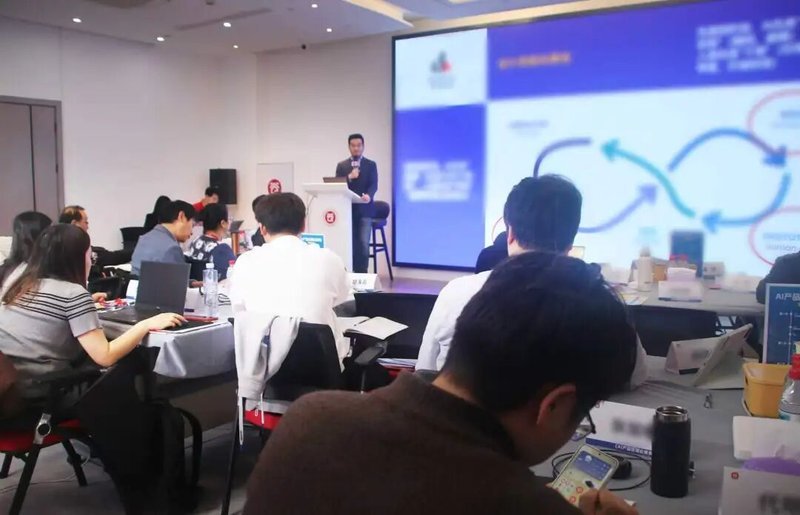 谷仓战略护航系列课程 |《AI产品经理必修课》顺利结营！