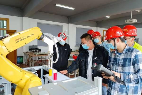 滨湖教育 | 工业机器人集成研发班 | ABB/FANUC/KUKA | 课程大纲 | 2026年