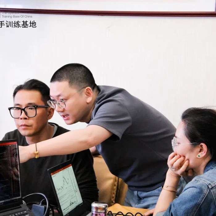复旦求是操盘手训练基地 | 赵昌运 | 第127期《主题大师》圆满结业