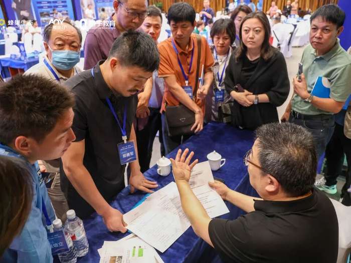 沈志坤 | 浙大法律专家 | 35年拆掉30万个企业风险