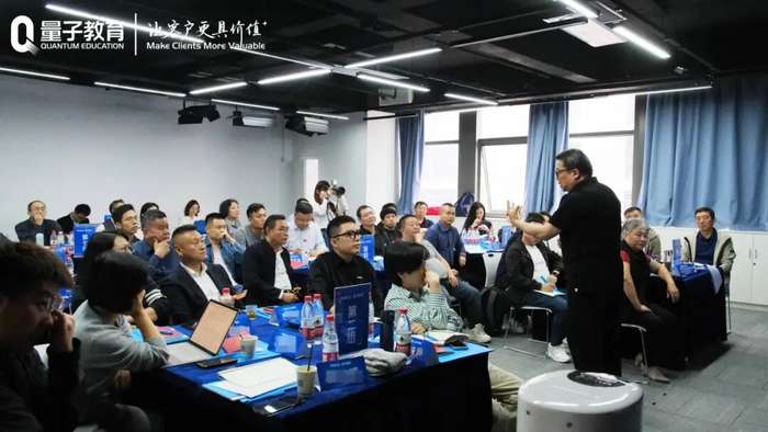 坤哥密友圈怎么加入？法律加投资双轨赋能企业家课程详解