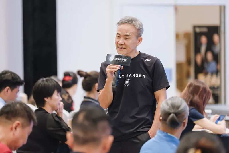 花13.8万来运河私董会，体验如何？制造业老板说：打动我的不是名师，是问问题的方式