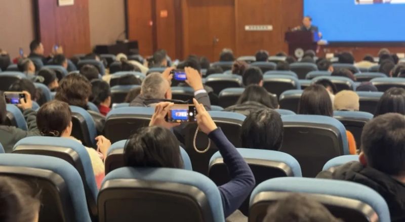 中心快讯 | 浙江大学周易经典象数解析与环境哲学研修班首次公开讲座顺利举办