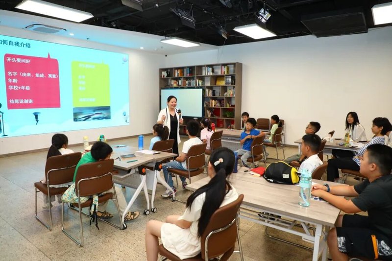 良辉语言艺术 | 良辉 | 2026少儿口才夏令营 | 让孩子敢说、会说、说得精彩