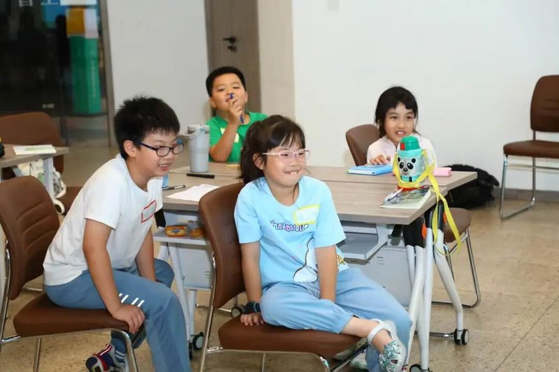 良辉语言艺术 | 良辉 | 2026少儿口才夏令营 | 让孩子敢说、会说、说得精彩