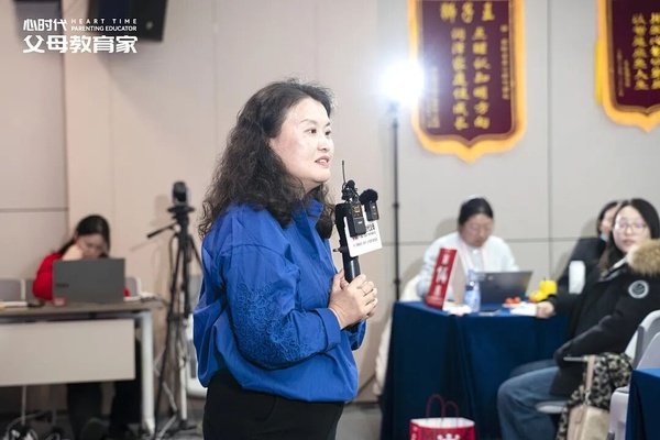 心时代父母 | 女性力量中级班 | 贾波:手持心理学证书仍惹媳妇生气?直到她放了个屁,我悟了……