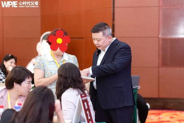心时代父母 | 王纪琼：孩子被同学说丑，怎么办？