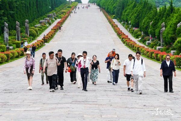 慧悦有道寻龙研学之解码长安第2604期圆满落幕周秦汉唐四篇章黎荔教授带队
