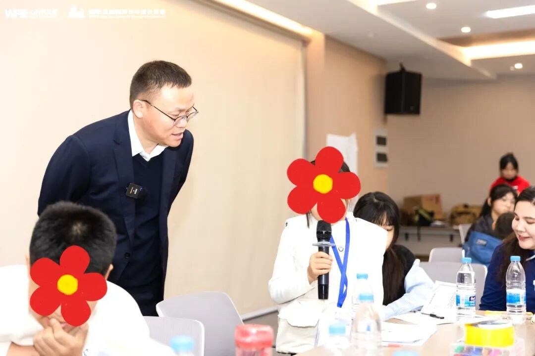 青少年五大关系课学习感悟：当孩子不举手不发言时，父母真正该看见什么