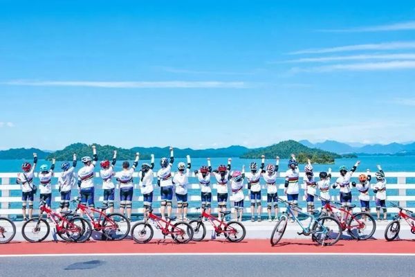 UYoung青少年营地 | 桨板少年双证营 | 千岛湖 | 4天3晚 | 持双证书