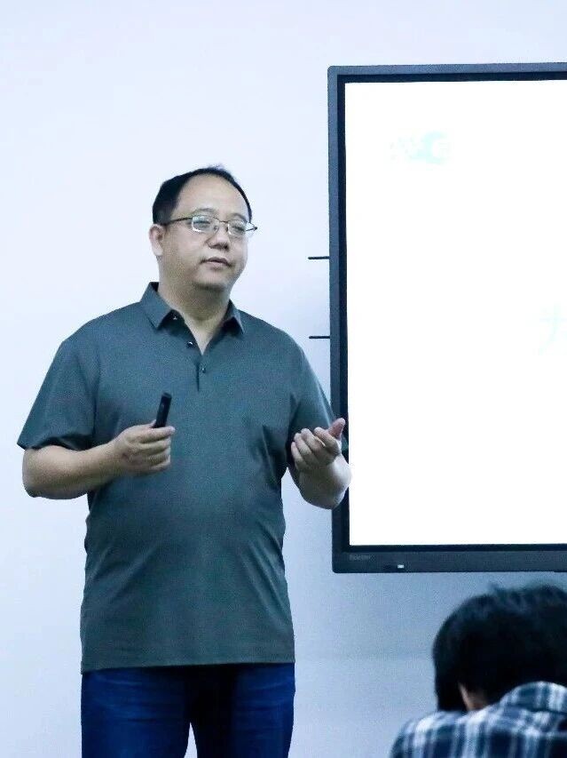 匠医工血透维修培训实操现场：从课堂讲解到设备上手，把血透设备维修关键环节真正练熟