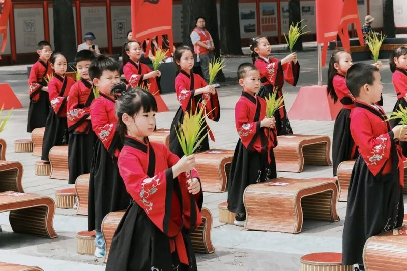 澄澜咨询 | 嘉禾育稚·庆成启新 | 开笔启学礼 | 庆成宫