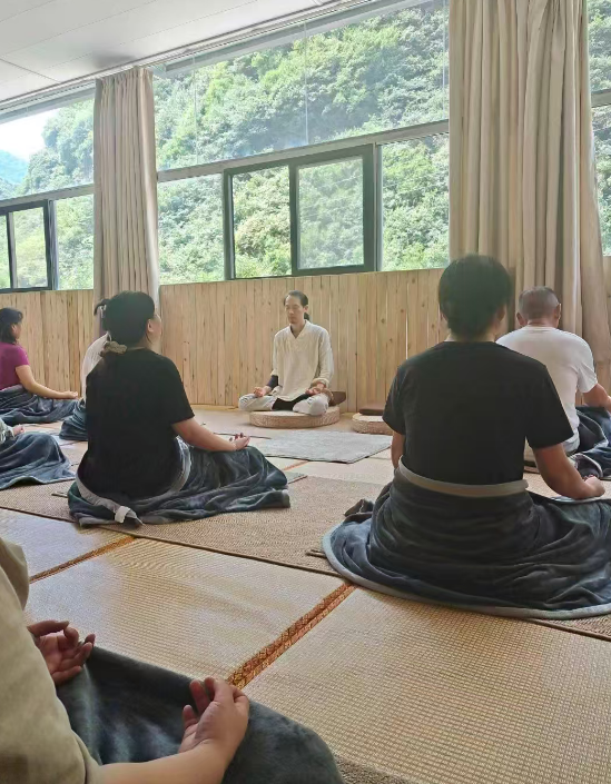 西安终南山道场七天清水服气辟谷营