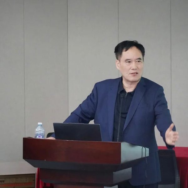 浙江大学 | 李恒威/吴根友/刘震 | 周易经典象数解析与环境哲学研修班第四期 |紫金港校区 |顺利开班
