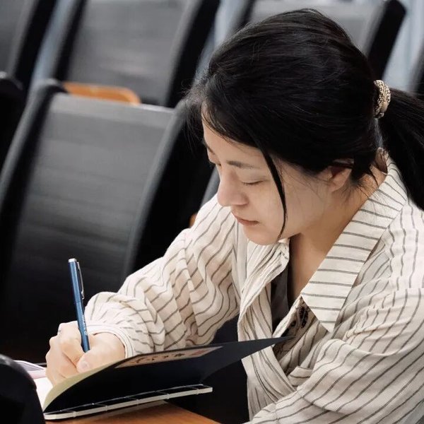 浙江大学 | 李恒威/吴根友/刘震 | 周易经典象数解析与环境哲学研修班第四期 |紫金港校区 |顺利开班