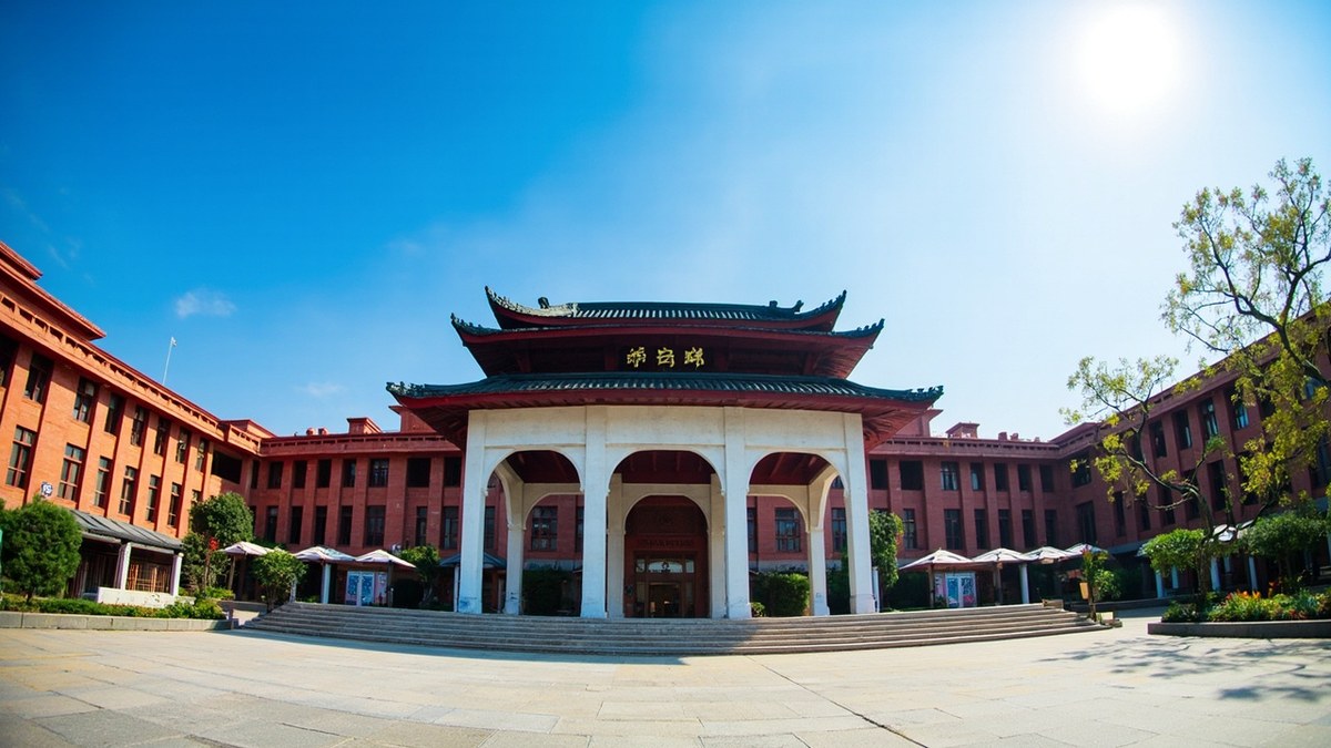 上海交通大学职场AI实操训练营报名条件是什么？入学门槛与团报9800元优惠详解