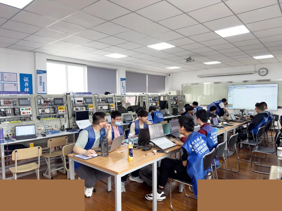 滨湖教育 | 大学生暑期PLC+工业机器人 | 8折专享 | 7月13日开课