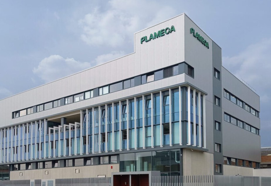 健康中国大健康与中医药产业硕博班西班牙访学:走进Plameca草本研发保健品企业