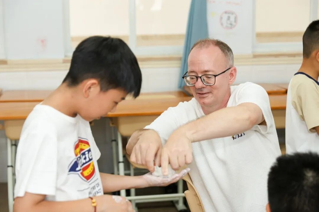 平和英语村360°极酷夏令营第二期7月26日开营：纯英外教营少量学位开放