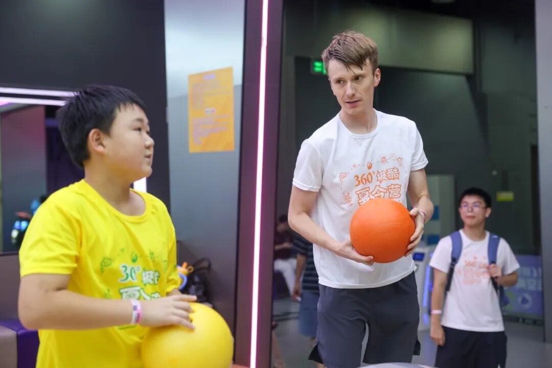 平和英语村360°极酷夏令营第二期7月26日开营：纯英外教营少量学位开放