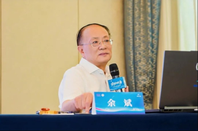 文商学院杨懿院长带队尚工先锋青创营苏州研学：学界赋能全链条，伴航产业新征程