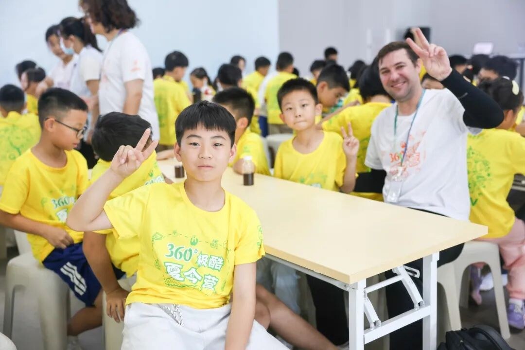 平和英语村2026纯外教英语夏令营360°极酷成长营,外教团队7月14日珠海香樟中学开营
