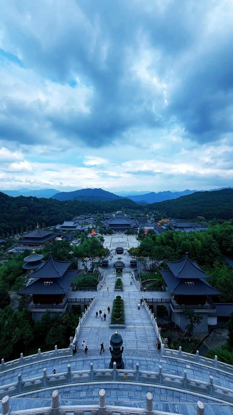 浙江大学 | 工商管理190期 | 走进宁波 | 和黄医药/宏杰电子/波星通深度研学