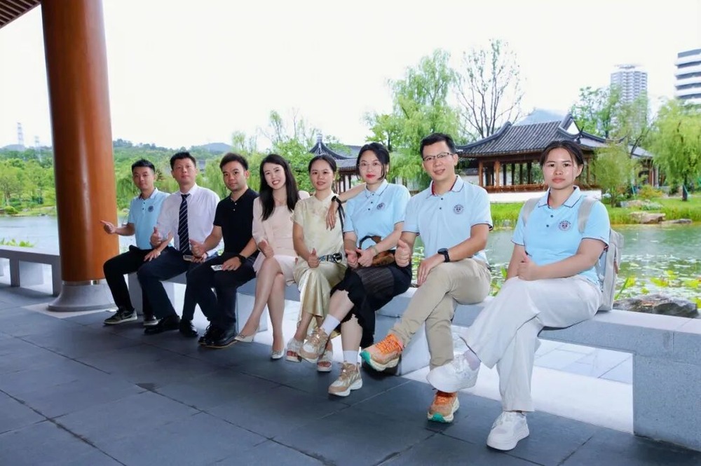 亚洲博士|香港亚洲商学院|走进vivo全球总部回顾|7月4日|亚商标杆企业研学·造园55亿·本分哲学·影像十年|东莞