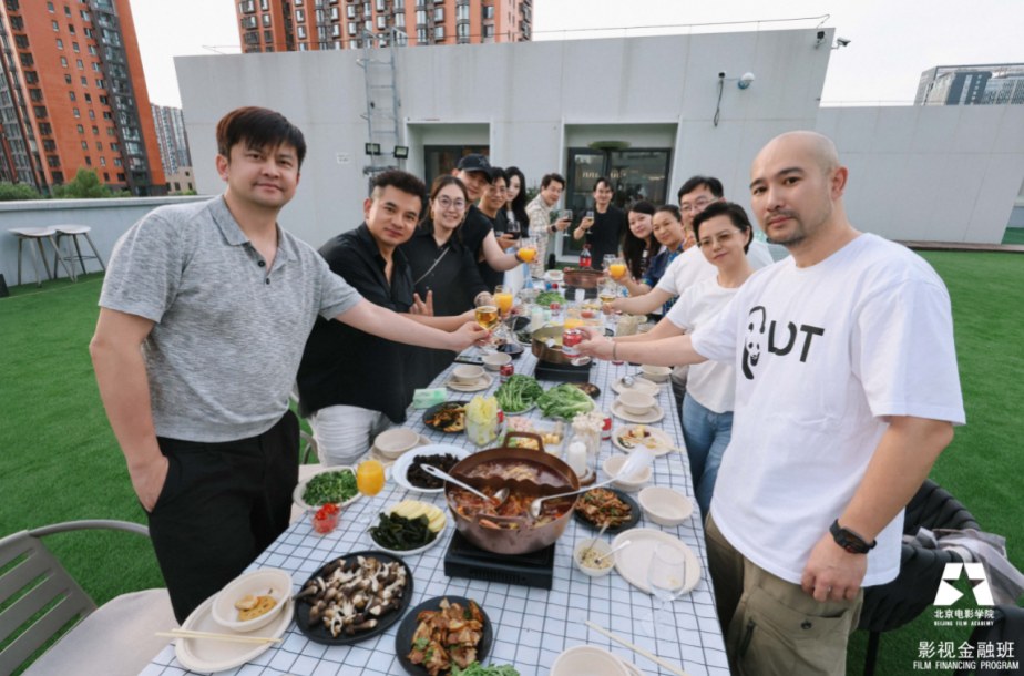 贾圆、何睿分享戛纳中国之夜与AIGC实践:北影影视金融班参访翼视界共探影视产业出海融合发展