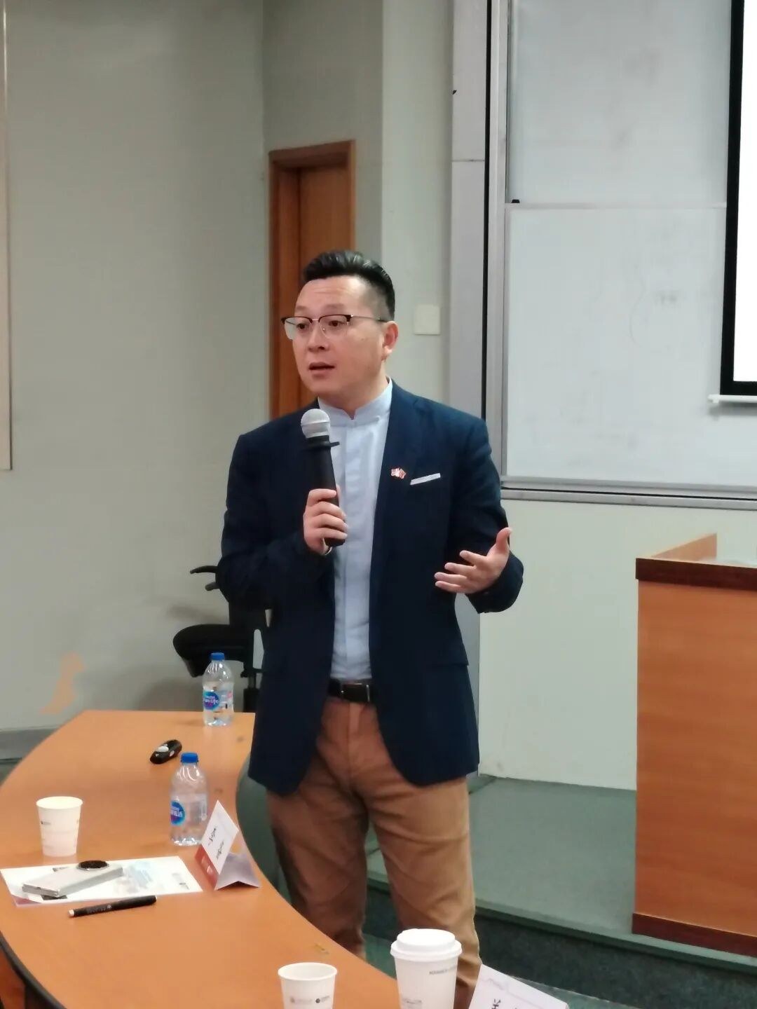 走进上交所、上海信托与跨境课堂:上海交通大学新金融企业家班六月课程圆满落幕