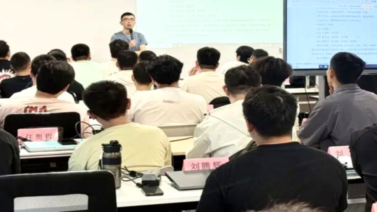 指南车机器人PLC电气编程精品课程靠谱吗？想学西门子PLC编程的人最关心这几个细节