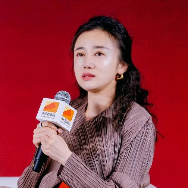 沙丘黄埔17期开学第一课圆桌：李竹、王啸、刘明豫谈科技周期、估值泡沫与具身智能机会