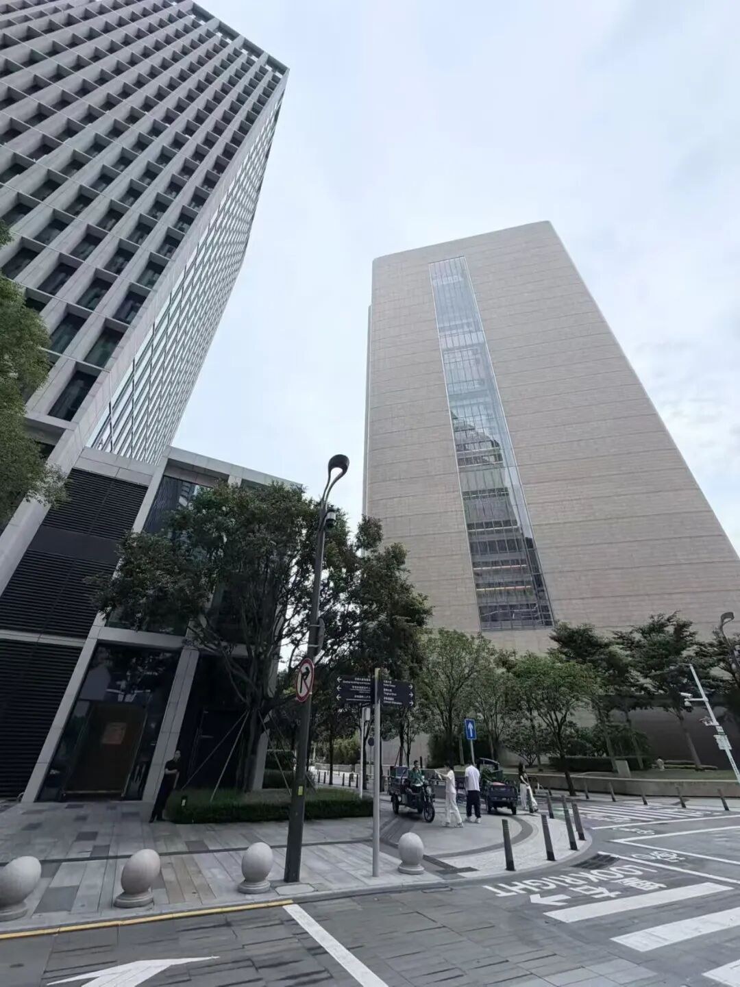 重磅落地|北清商学院深圳龙华教学点授牌启用,湾区双核布局全速进阶