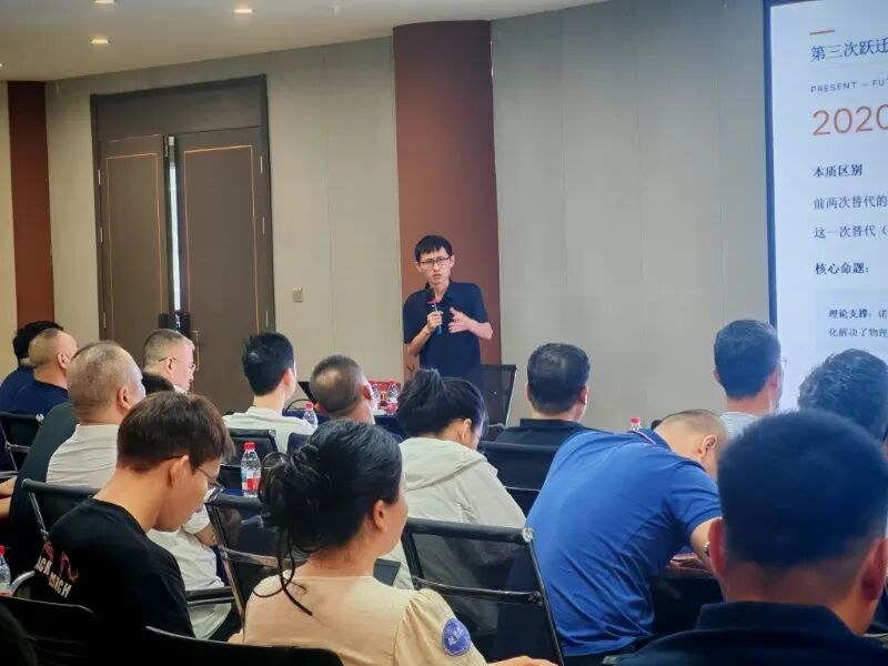 AI鲲鹏计划深圳实战研学收官:优清教育带学员走进人工智能与低空经济一线场景