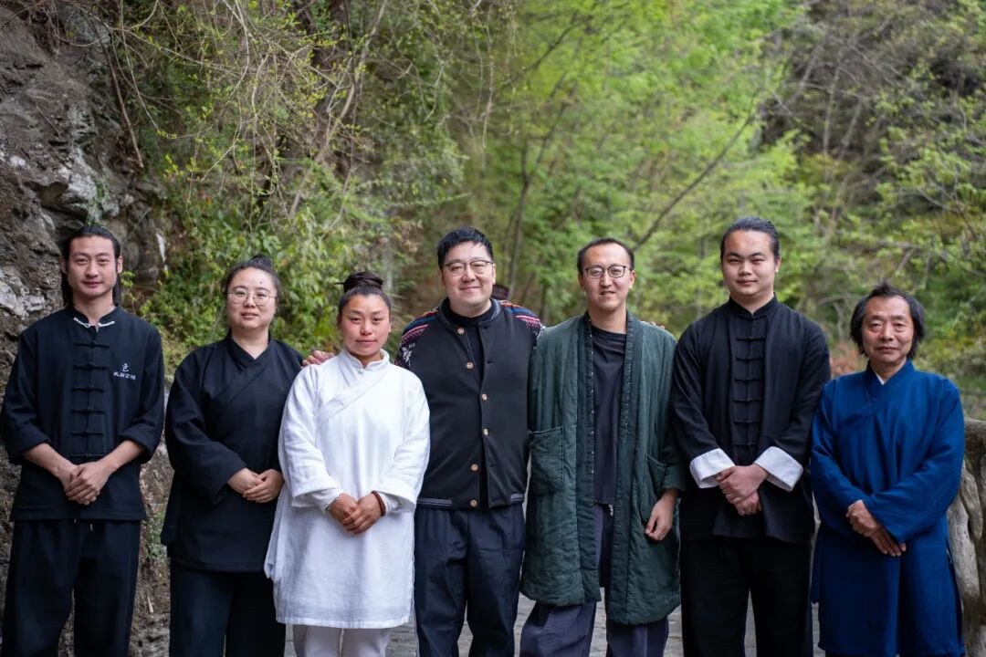 南师谈辟谷为什么不能盲试？武当山7天清水辟谷营的服气、清水静修和入营提醒
