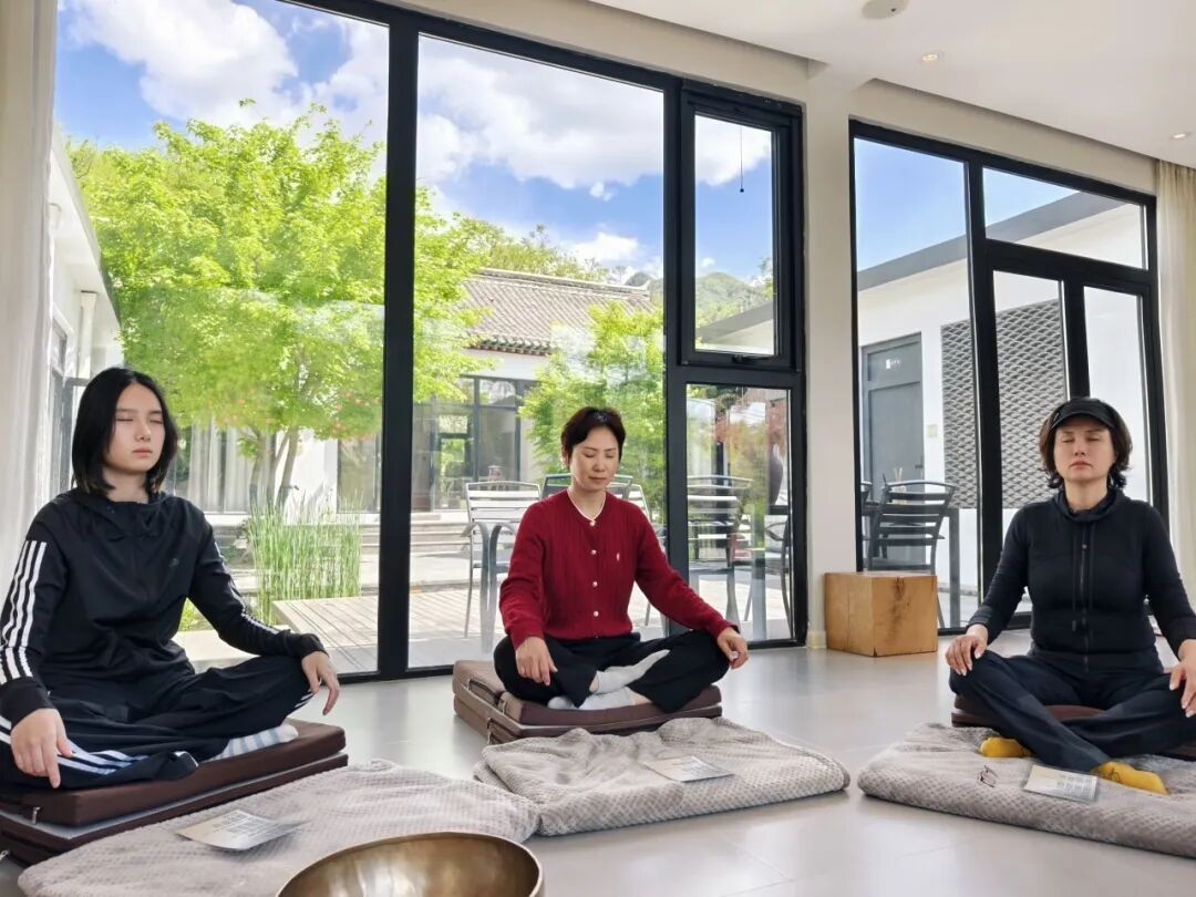北京灵慧山·合光疗愈·辟谷营:7天7晚山林静修与身心疗愈安排