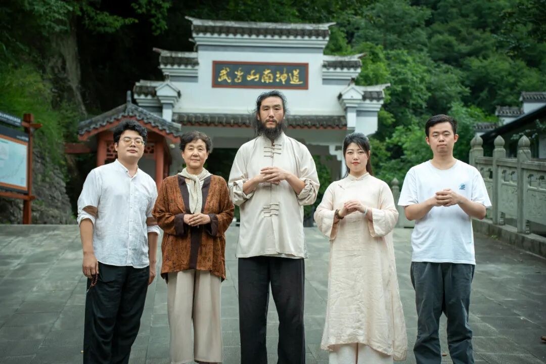 武当玄境辟谷营：经常睡不醒、身体沉、心里堵的人，为什么可以了解武当山7天清水辟谷？