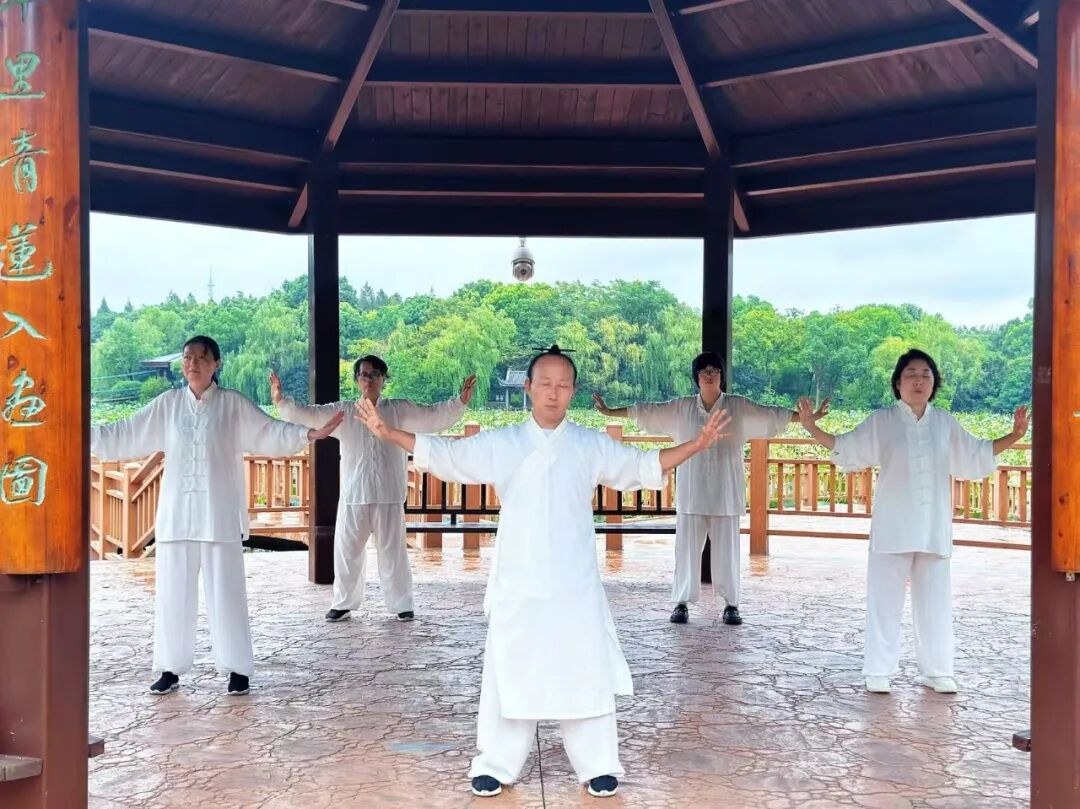 张崇智道长等授课:九州书院道家辟谷养生营10月1日-7日顾村公园七日调理营
