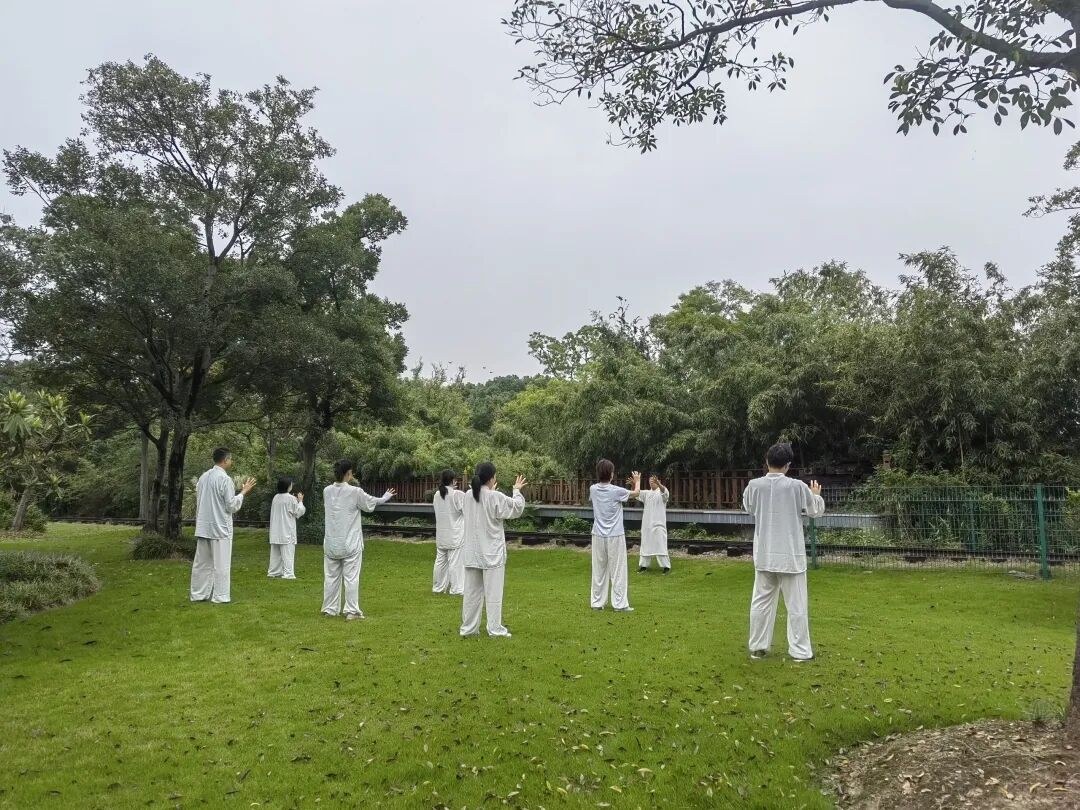张崇智道长等授课:九州书院道家辟谷养生营10月1日-7日顾村公园七日调理营