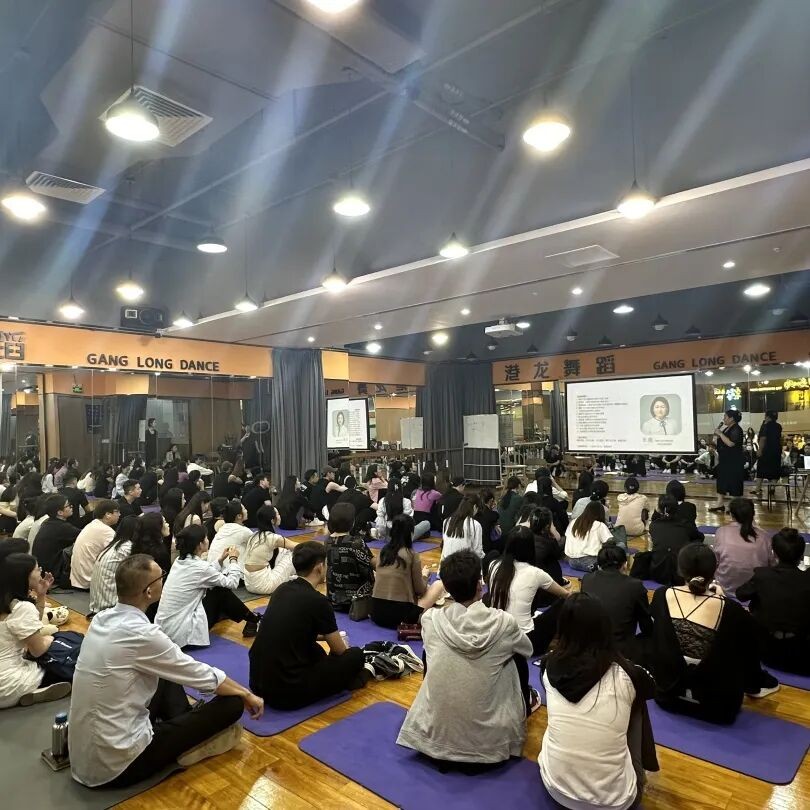 瀚思心理知行计划与青苗计划:心理咨询师拿证后如何接案与获得收入