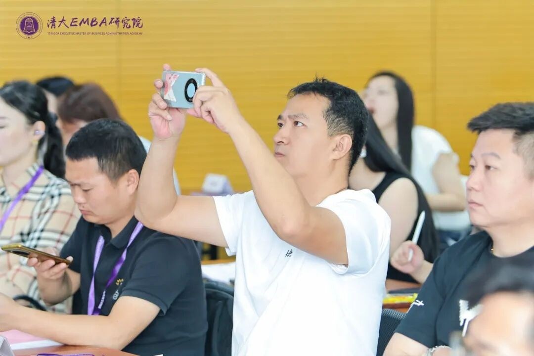 北清经管高等研究院清大EMBA126班AI专题大课纪实:向安玲、孙富春8月22日-23日在清华科技园授课