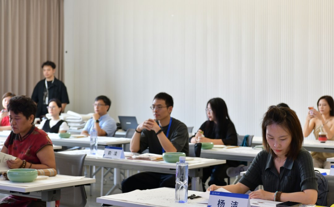 浙江大学书法实践高级研修班8月29日在艺术与考古博物馆举行开班式