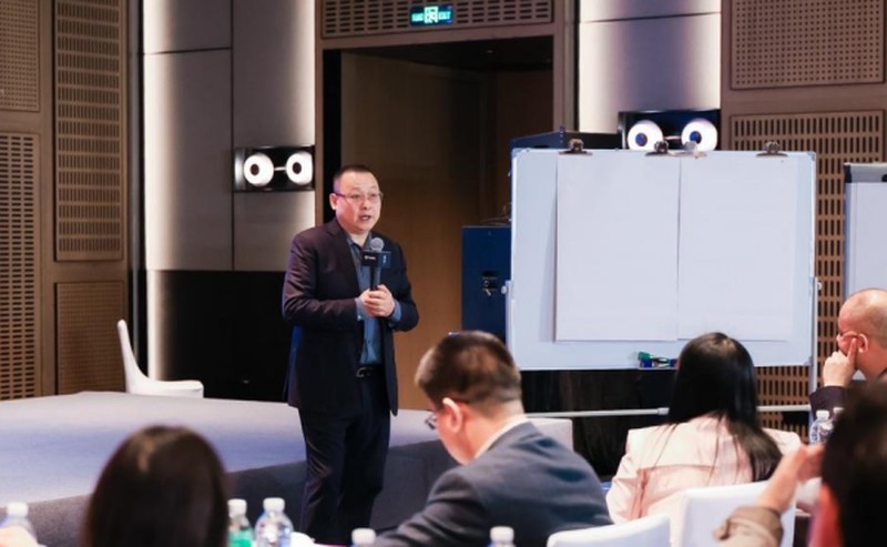 500强导师如何给中小企业做战略陪跑?运河私董会圆桌派9大前沿主题深度共创