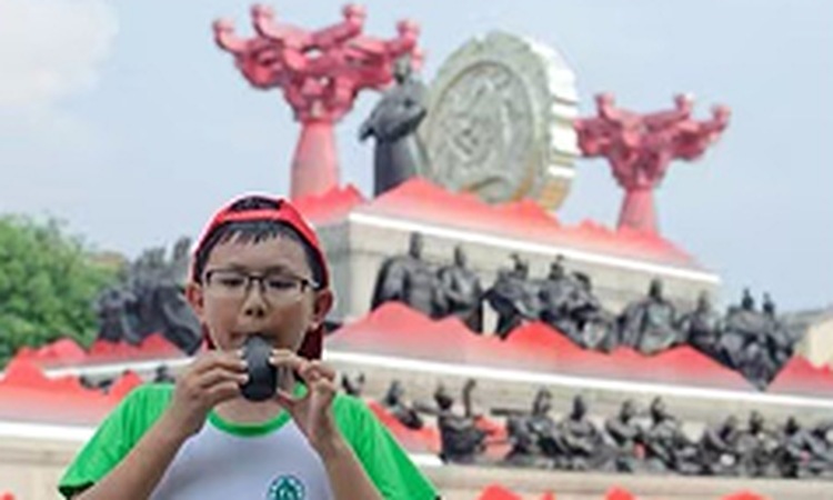 国庆中小学生研学旅行避坑指南:中公文旅文博专业导师带队与导游式带团有何本质不同?