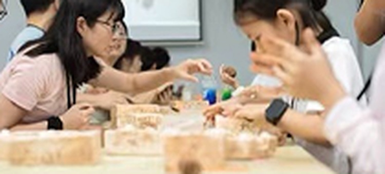普通亲子游和文化研学营区别在哪?中公文旅研学营拒绝低端打卡教你把钱花在刀刃上