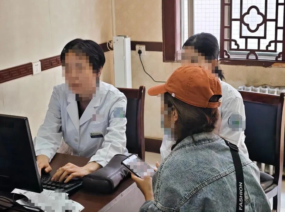 腾盛圆中医教育8月师承公证完成：学历不够也能怎样走合规中医师承路