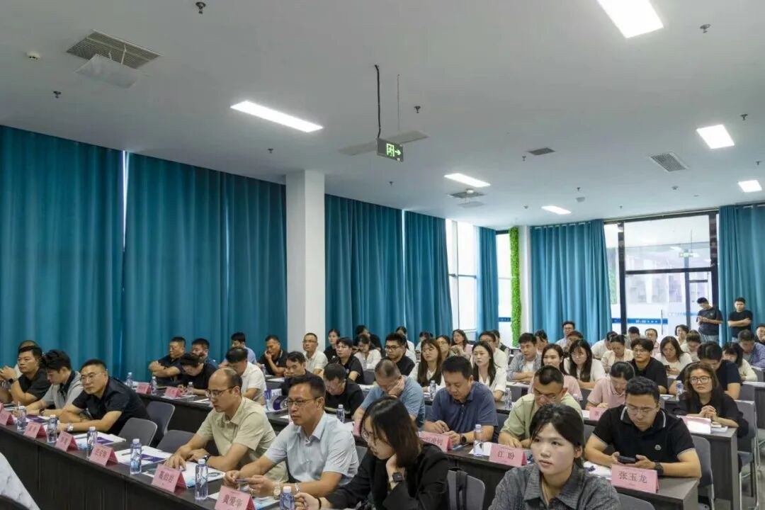 商帅商学院医疗器械董事长班座谈现场
